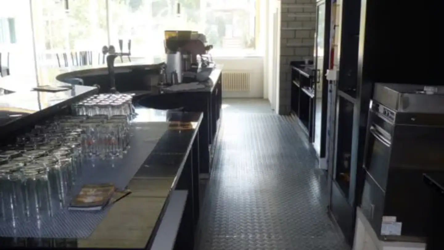 Commercial à louer - Solothurnstrasse 49, 3322 Urtenen-Schönbühl - Photo 4