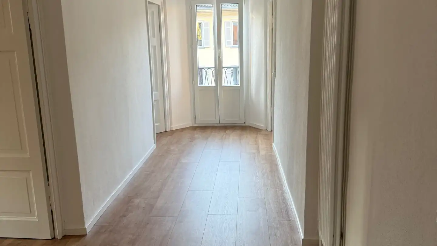 Appartement à louer - 6600 Muralto - Photo 4