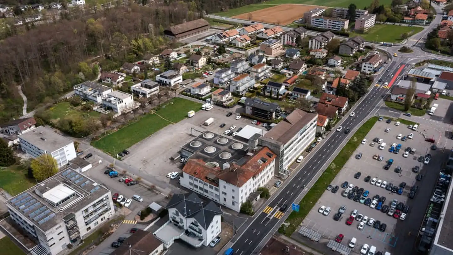 Gewerbe mieten - Bernstrasse 41, 3175 Flamatt - Foto 2
