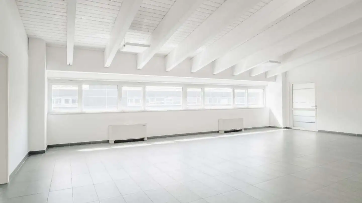 Office space for rent - 6532 Castione