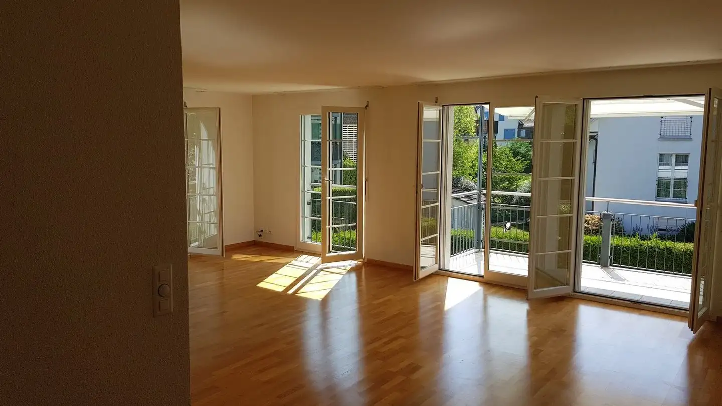 Appartement à louer - Glärnischstrasse 273, 8708 Männedorf