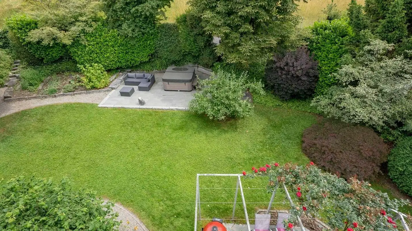 Villa in vendita - Alpenblickstrasse 45, 8610 Uster