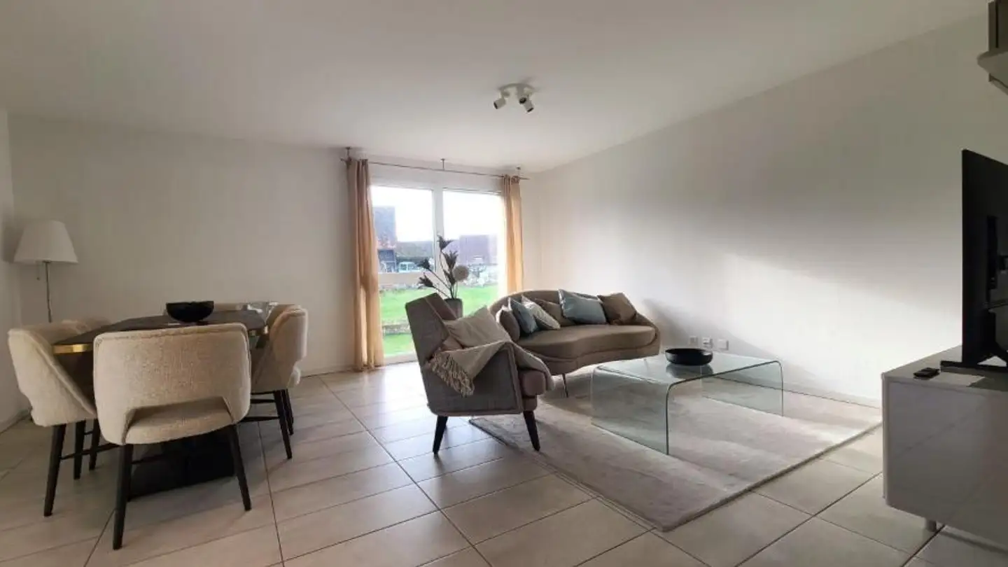 Apartment for rent - Route du Vully 7, 1543 Grandcour - Photo 2