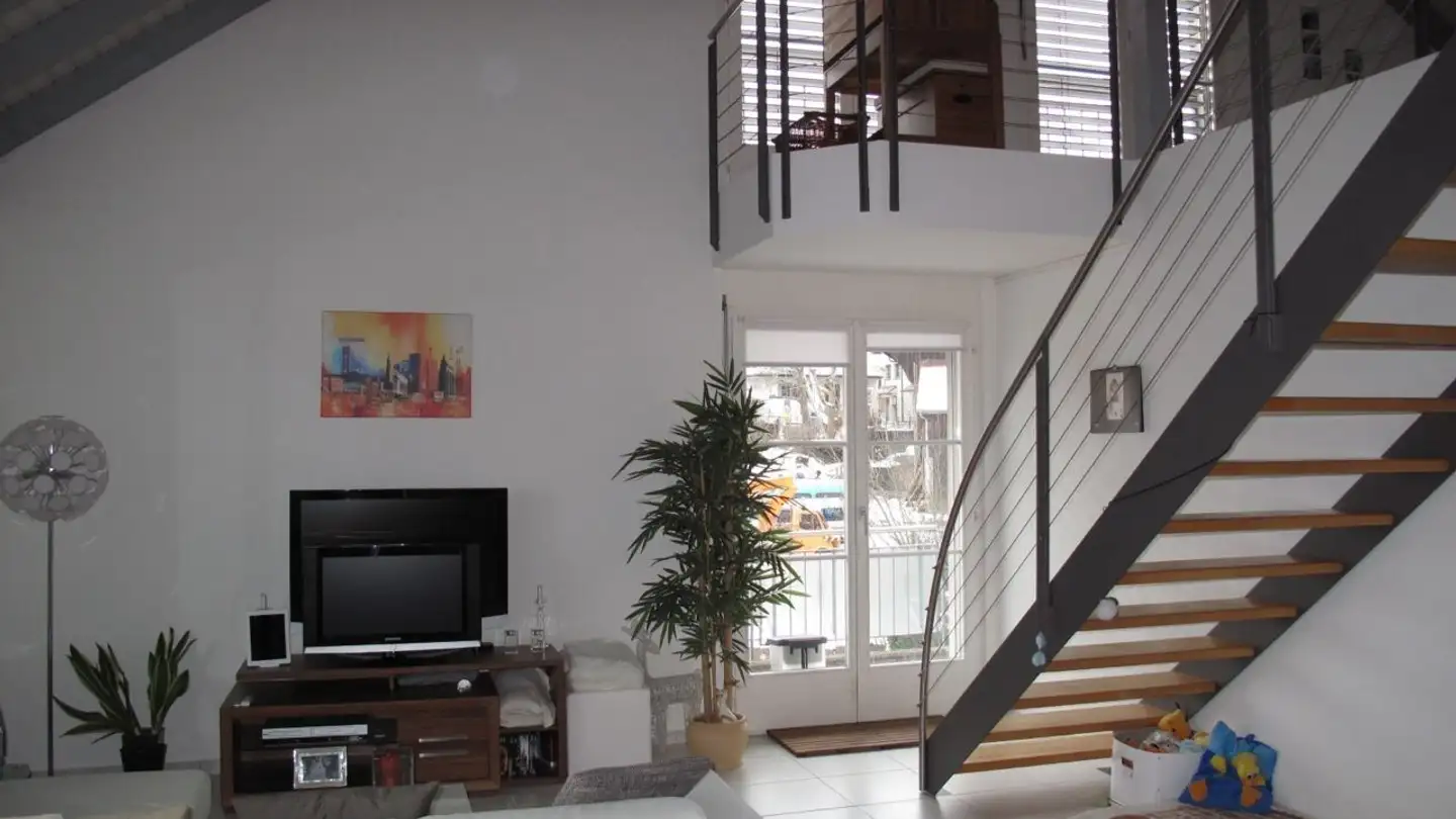 Appartement à louer - Stuhlenstrasse 5, 8123 Ebmatingen