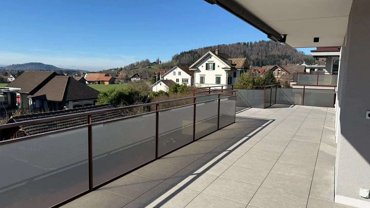 Attique à louer - Wigarteweg 3, 8915 Hausen am Albis