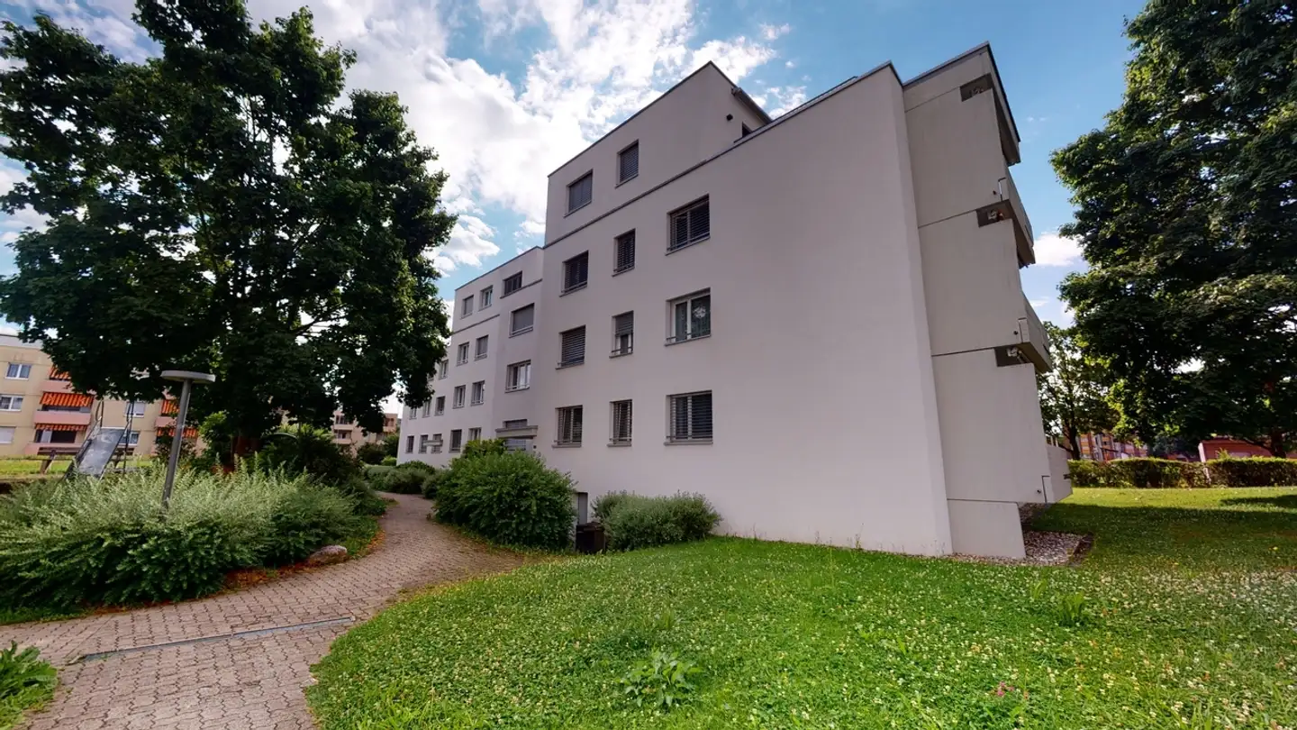 Dachgeschosswohnung mieten - Lerchenweg, 8600 Dübendorf