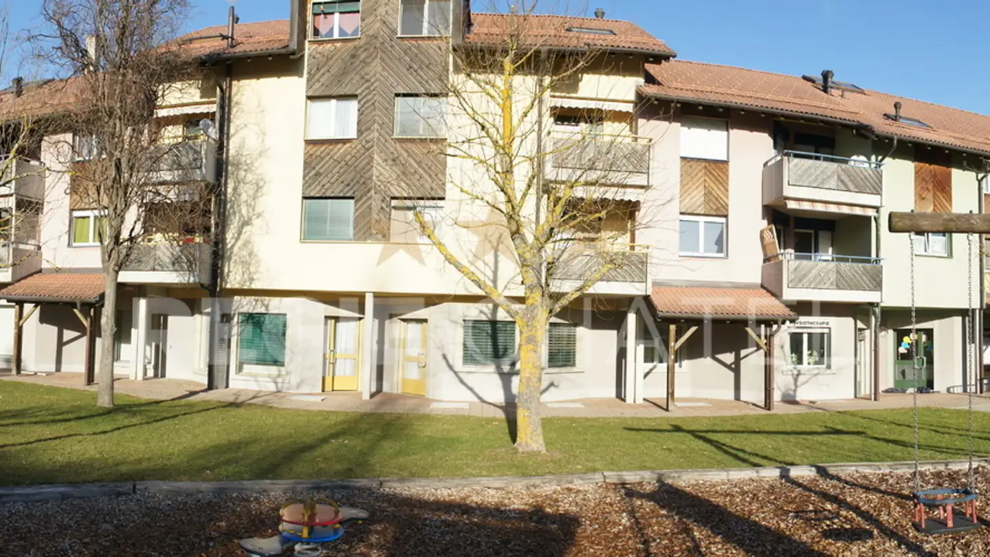 Commercial for rent - Rue Du Bourg-Neuf, 1615 Bossonnens