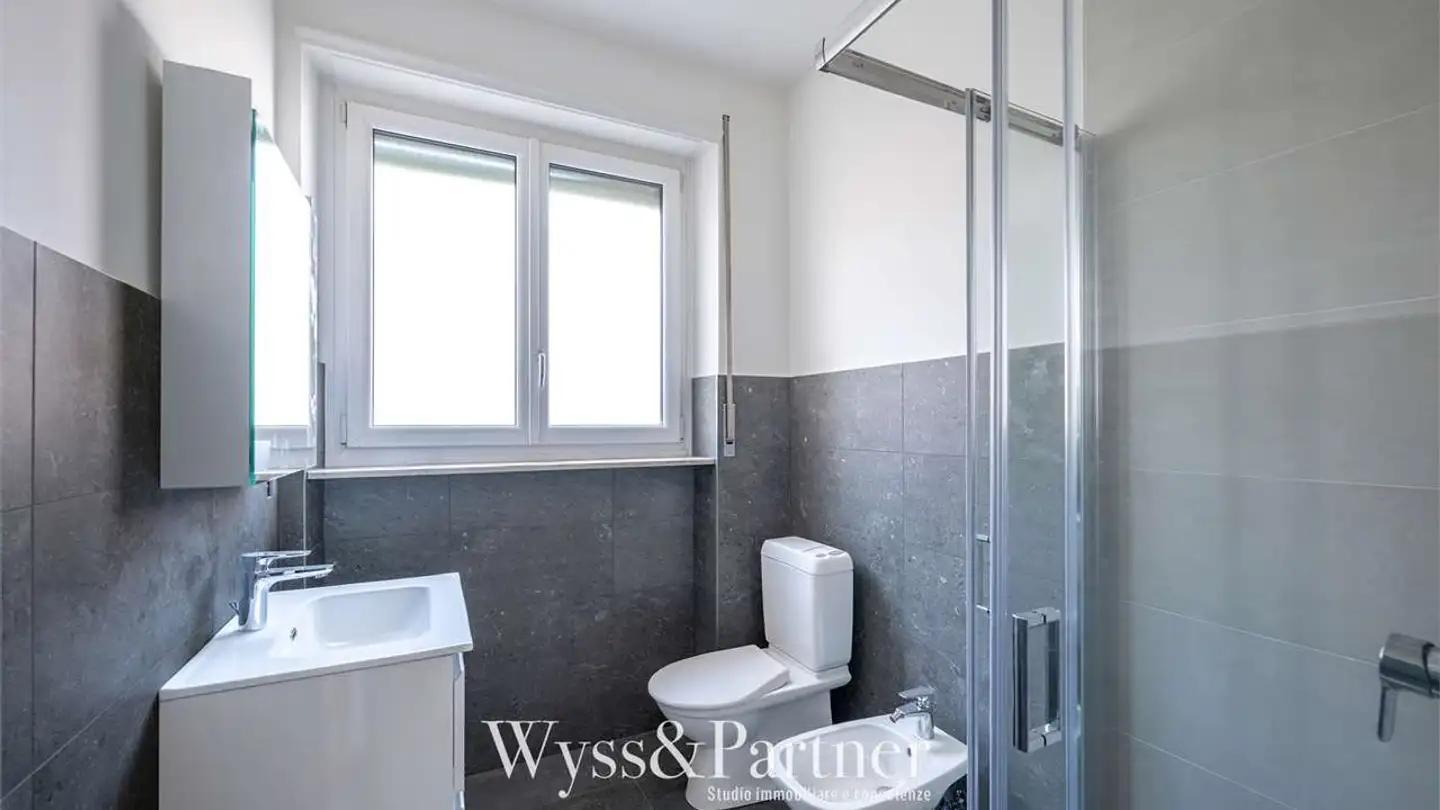 Appartement à louer - Viale Stefano Franscini 27, 6900 Lugano - Photo 4