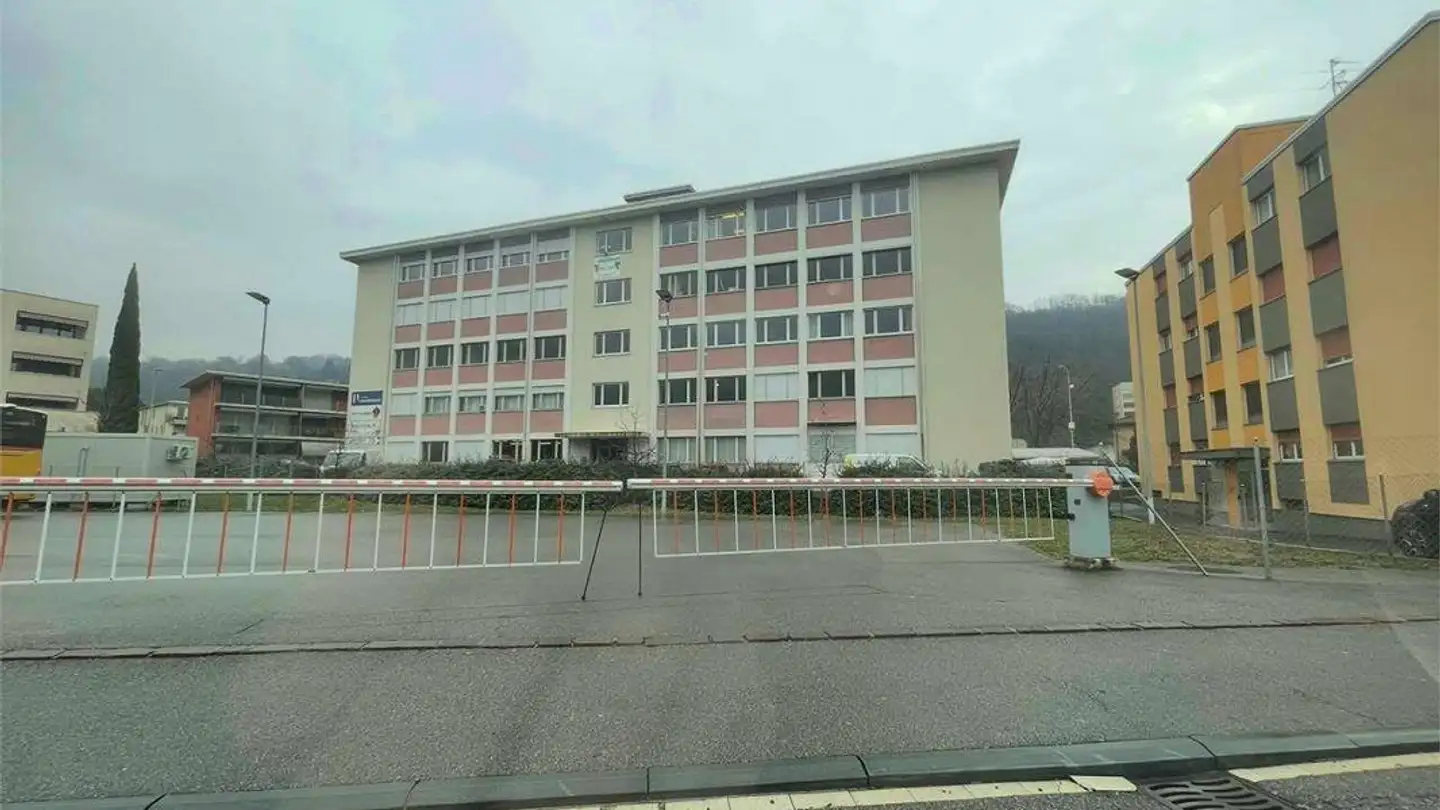 Office space for rent - 6814 Cadempino