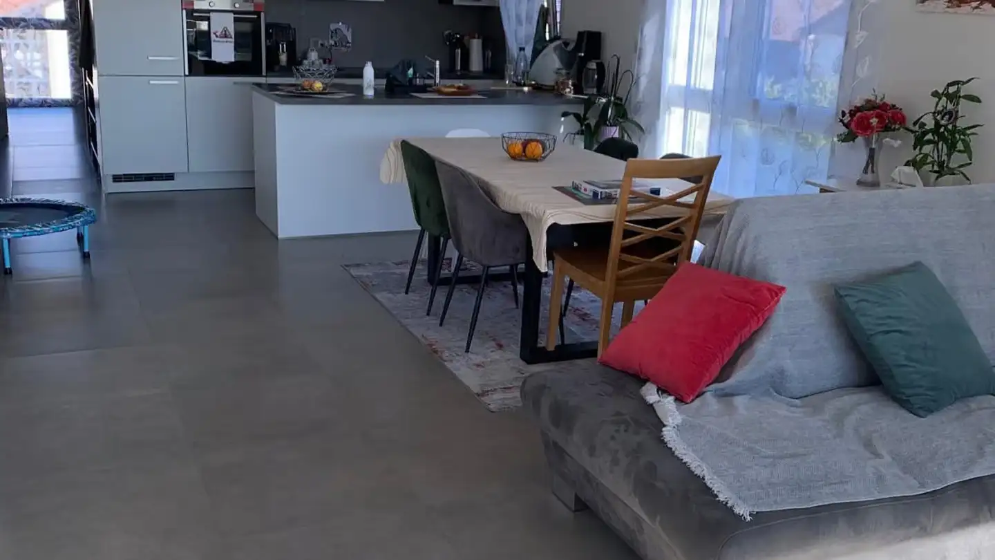 Wohnung mieten - Le Faubourg 2a, 2056 Dombresson - Foto 2