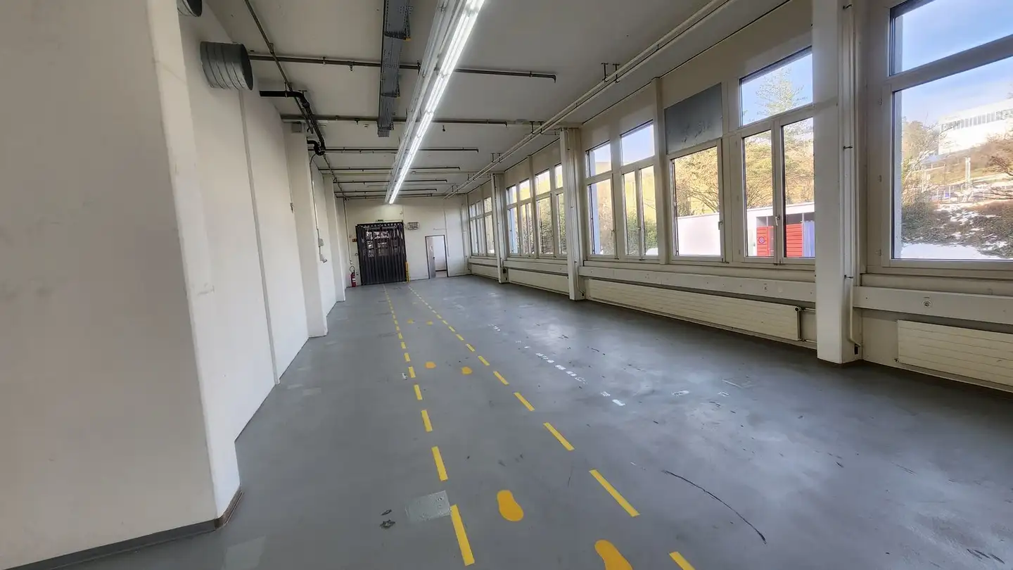 Immeuble industriel à louer - Rue Du Puits-Godet 20, 2000 Neuchâtel