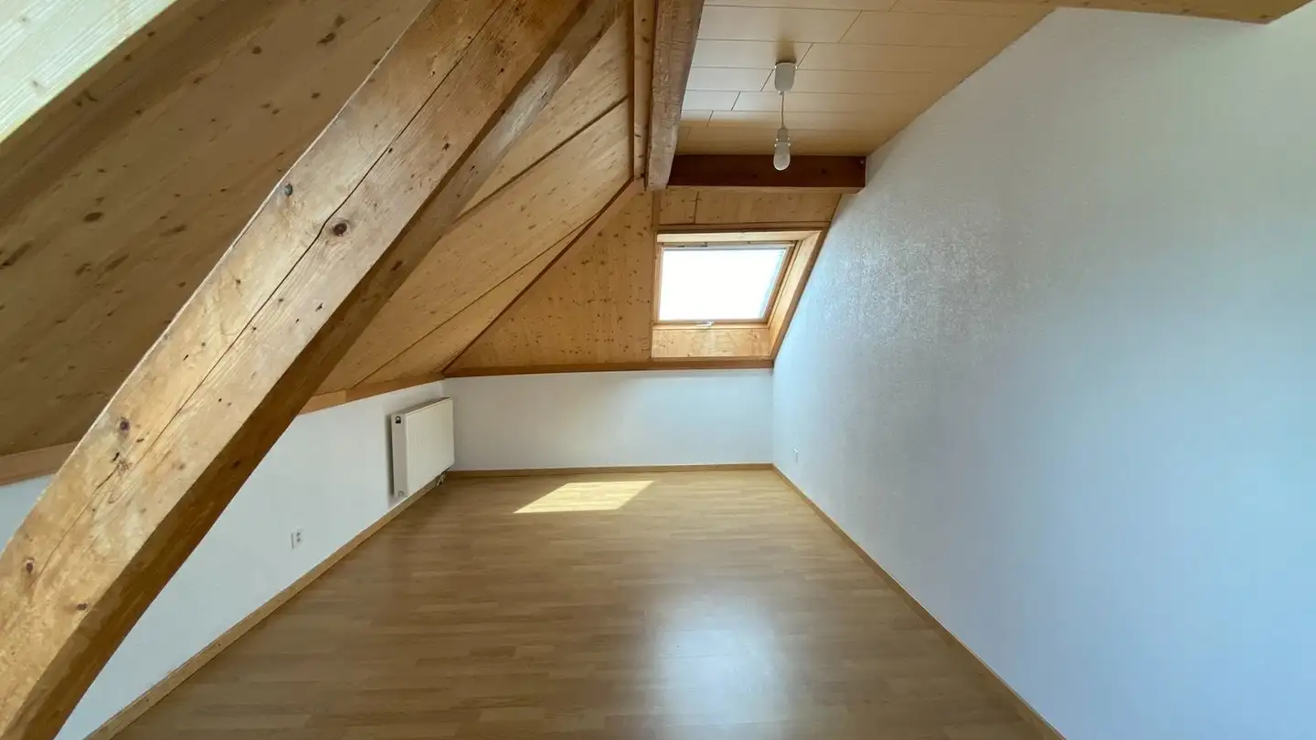 Appartement à louer - 2105 Travers - Photo 3