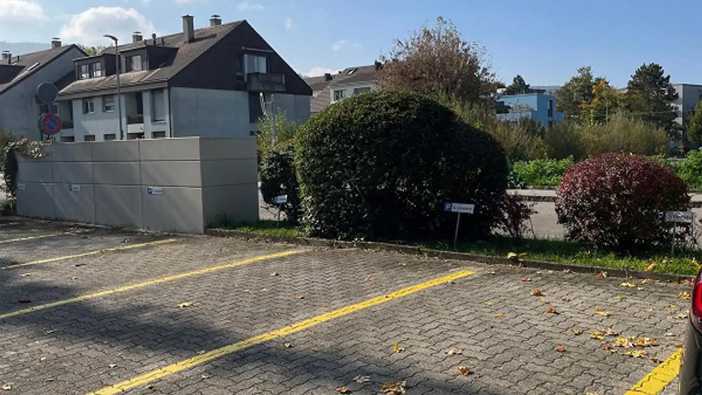 Outdoor parking space for rent - Oberwilerstrasse 34, 4107 Ettingen