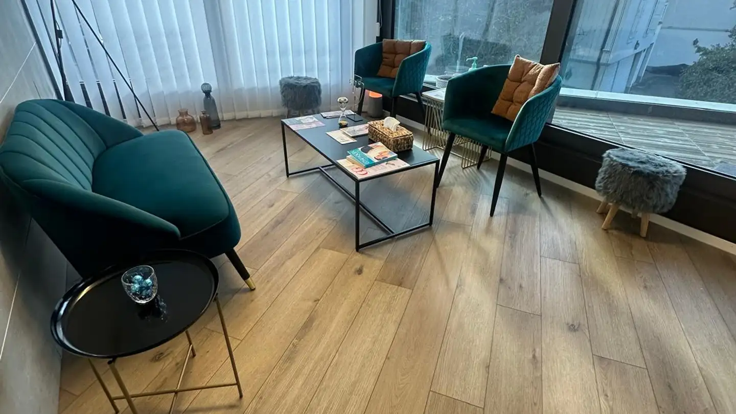 Shop for rent - 1222 Vésenaz - Photo 2