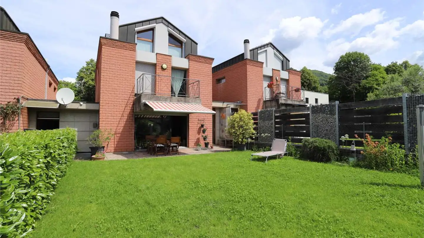 Villa in vendita - Stráda de Sesturánch 7, 6967 Dino