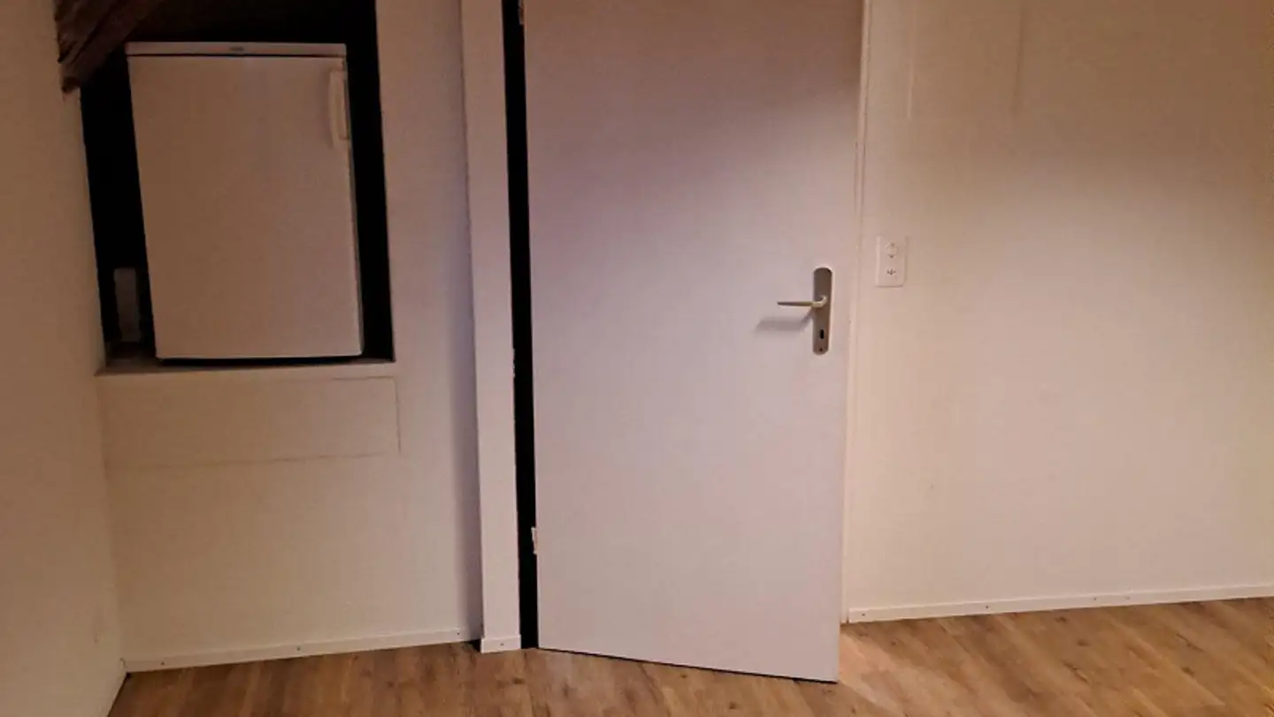 Storage space for rent - Bahnhofstrasse 42, 6037 Root - Photo 2