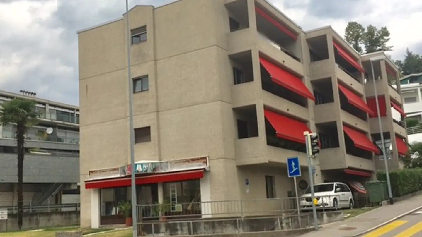 Parcheggio coperto in affitto - Via San Gottardo 102, 6900 Massagno