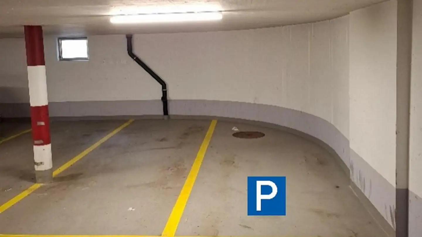 Underground parking space for rent - Alexanderstrasse 18, 7000 Chur