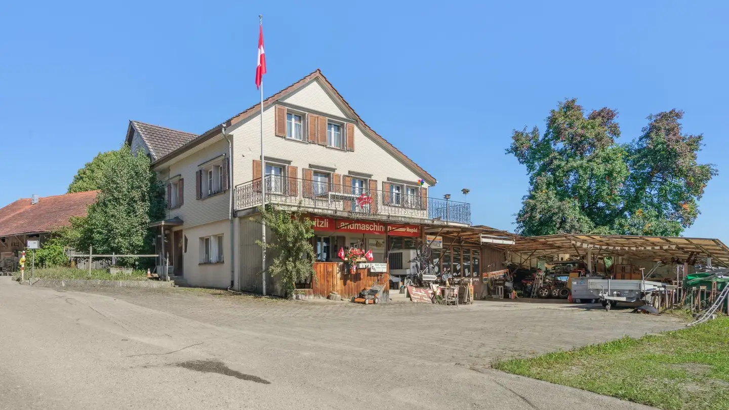 Farm for sale - Niederglattstrasse, 9240 Niederglatt SG