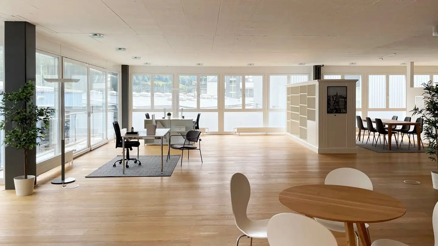 Bürofläche mieten - Chaltenbodenstrasse 6e, 8834 Schindellegi