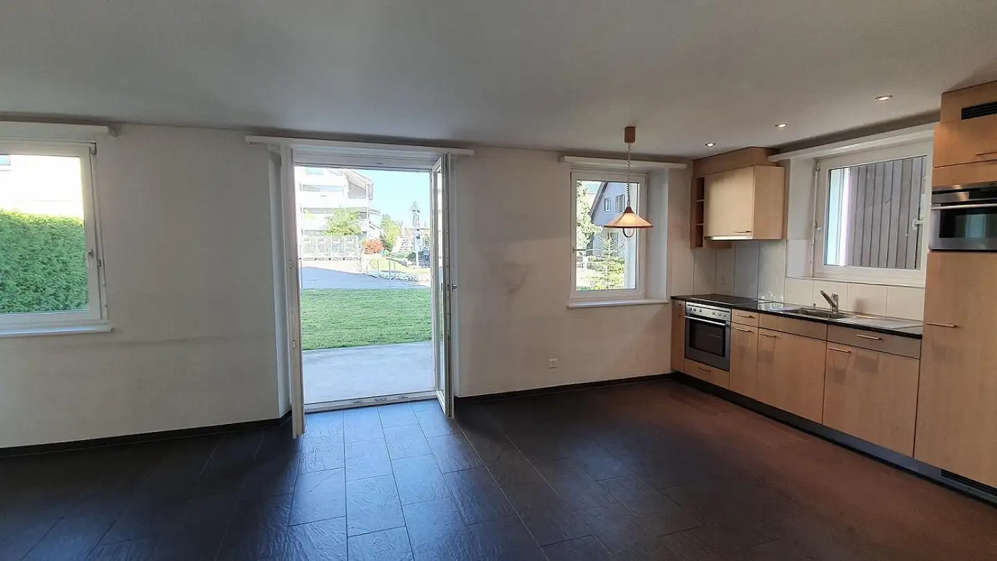 Stepped apartment for rent - Winkelweg 1, 8360 Eschlikon TG - Photo 2