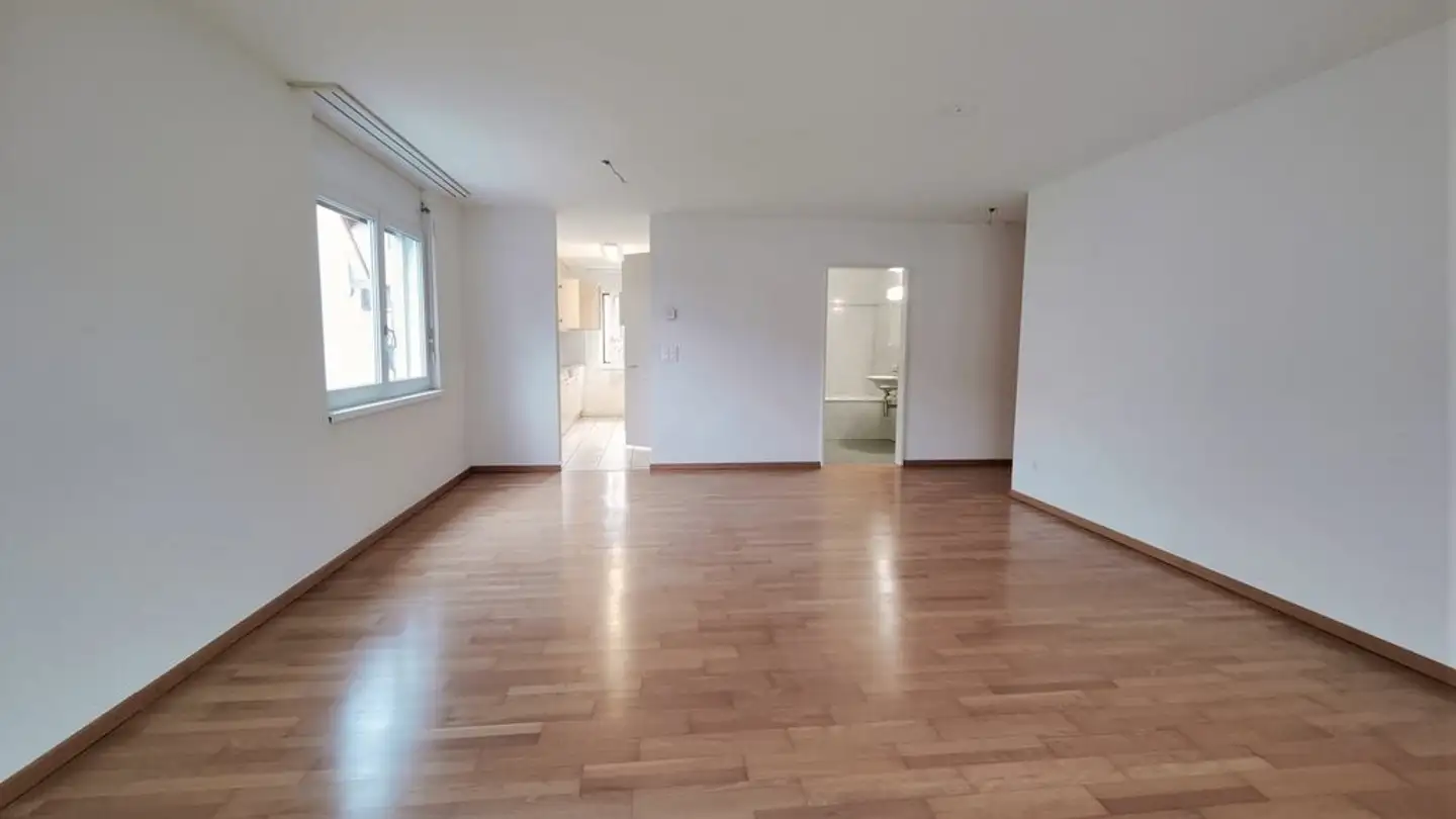 Wohnung mieten - Länggenstrasse 3, 8184 Bachenbülach - Foto 3