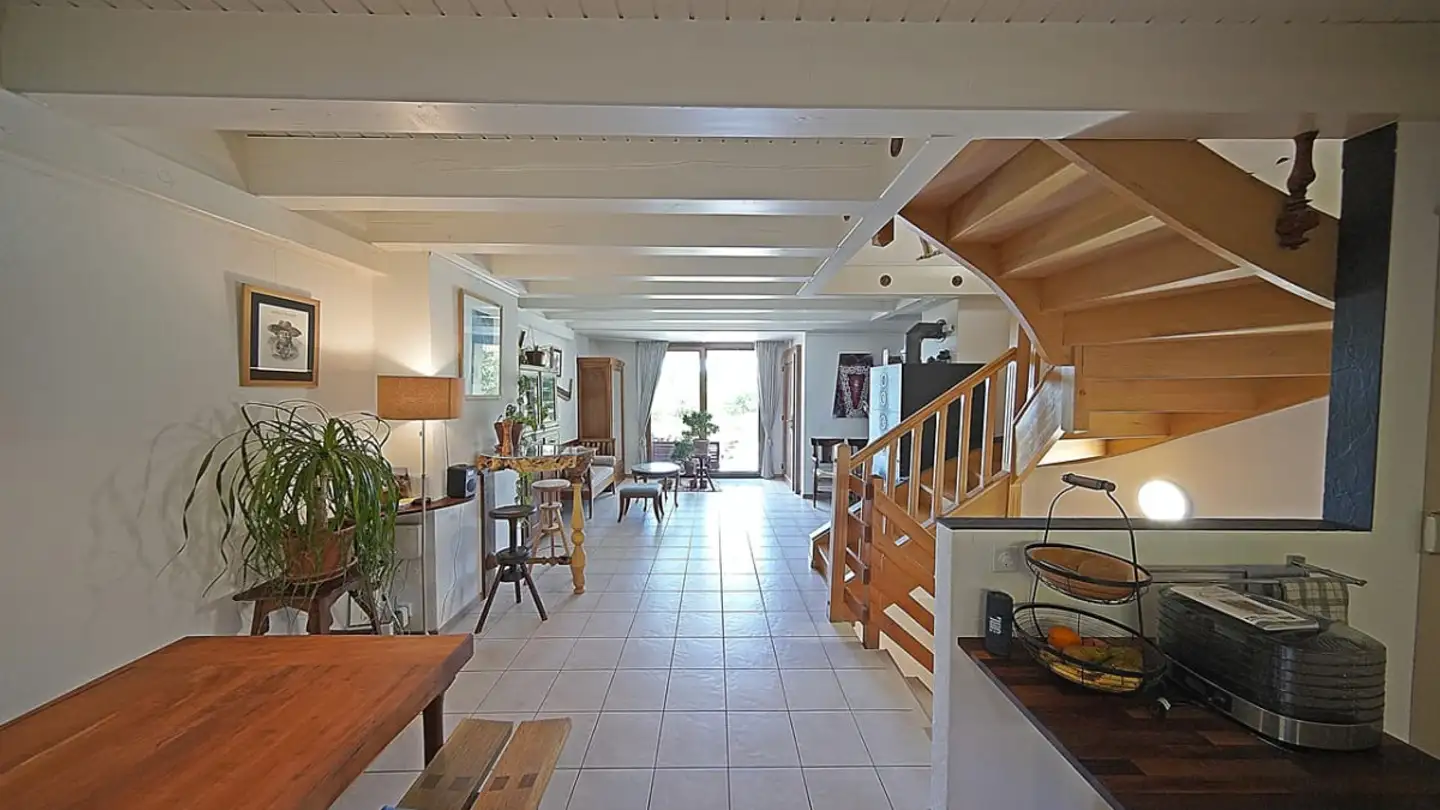 Row house for rent - Route De St-George, 1188 Gimel - Photo 2