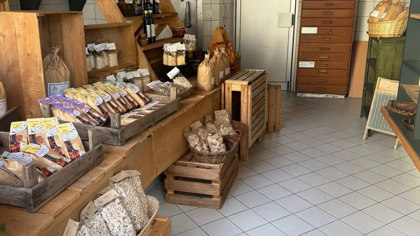 Edificio residenziale in vendita - 2740 Moutier - Photo 4