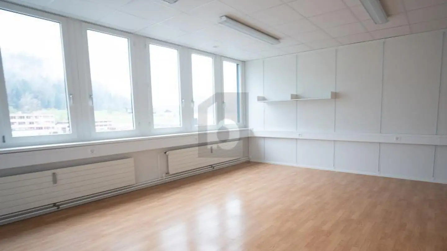 Office space for rent - 6340 Baar - Photo 4