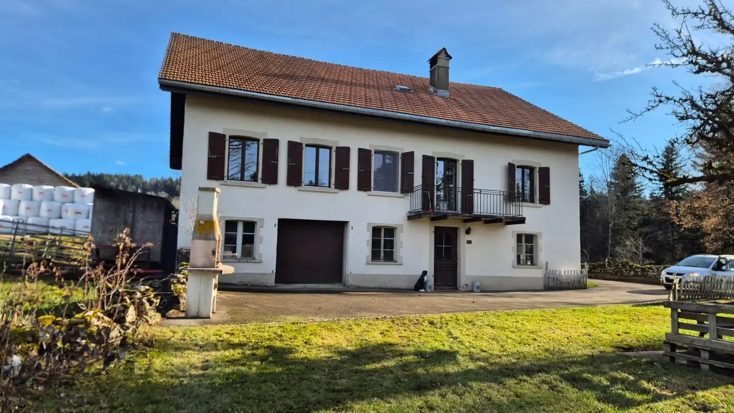 Apartment for rent - 2416 Les Brenets