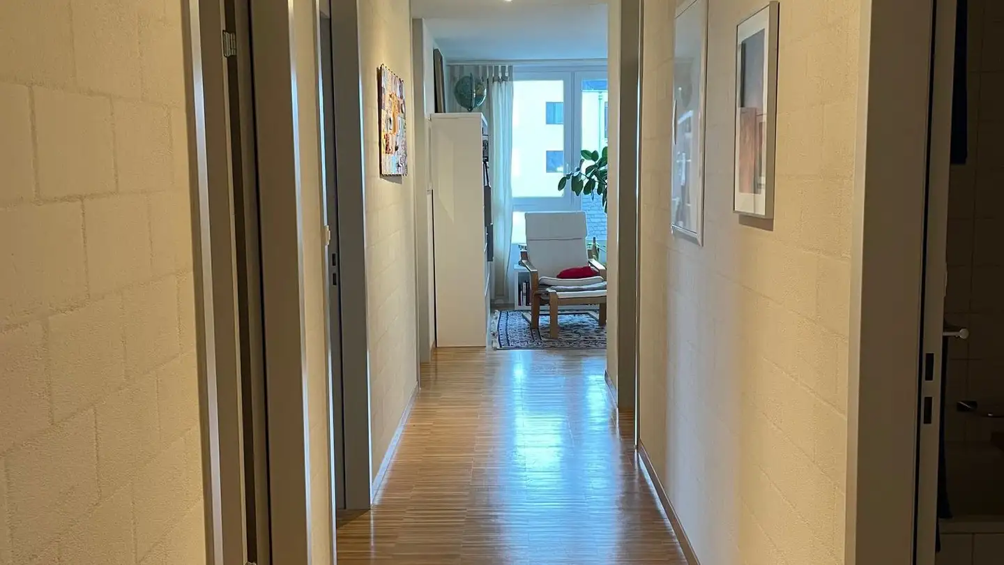 Dachgeschosswohnung mieten - Aathalstrasse 11, 8610 Uster - Foto 3
