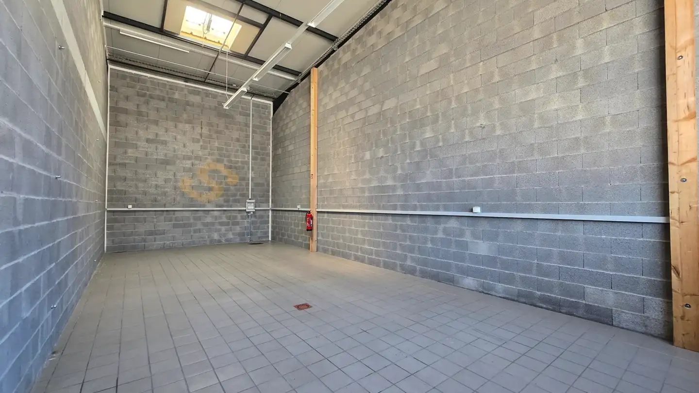 Bureau à louer - Route Des Joncs 105a, 1958 Uvrier - Photo 4