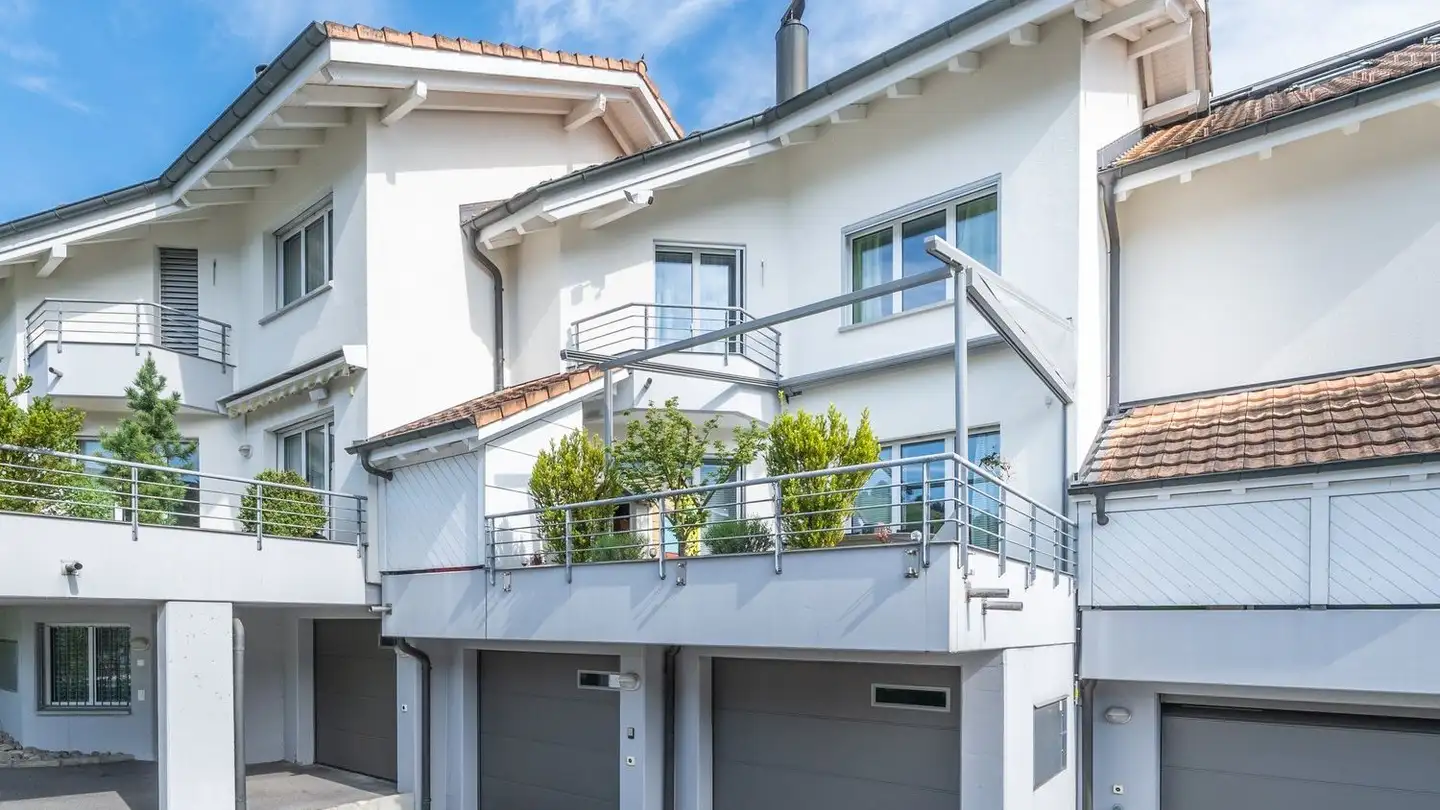 Casa a schiera in vendita - Talstrasse 3a, 6372 Ennetmoos - Photo 2