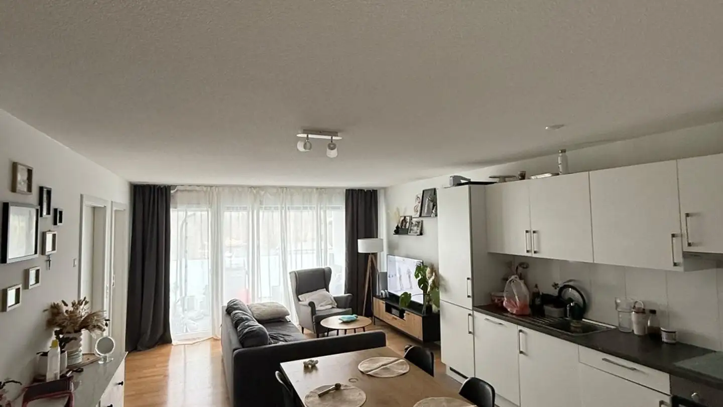 Apartment for rent - 1774 Cousset