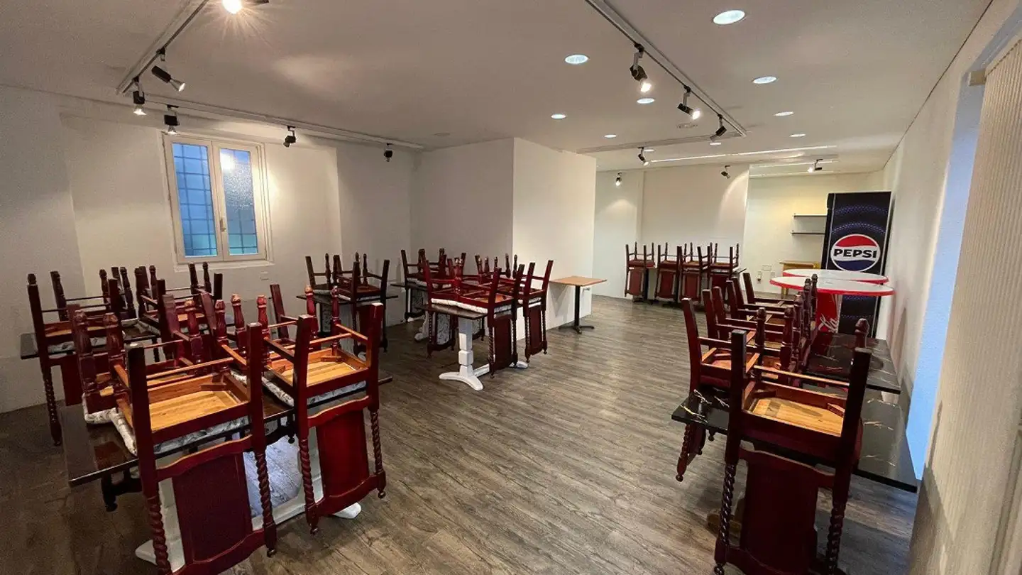 Commercial for rent - Rathausplatz 6, 6460 Altdorf UR - Photo 3