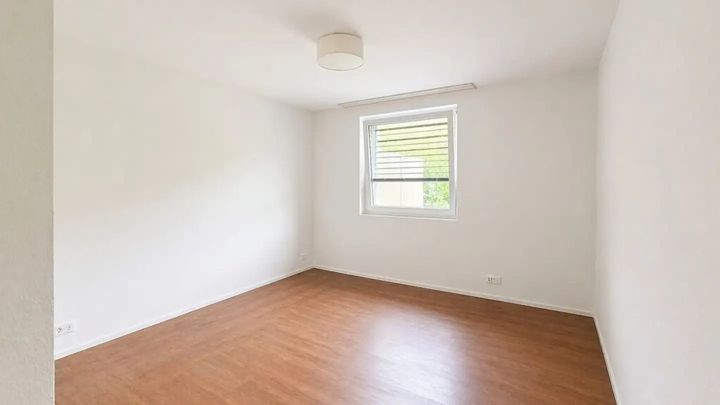 Wohnung mieten - Wingertstrasse 12, 7012 Felsberg - Foto 4