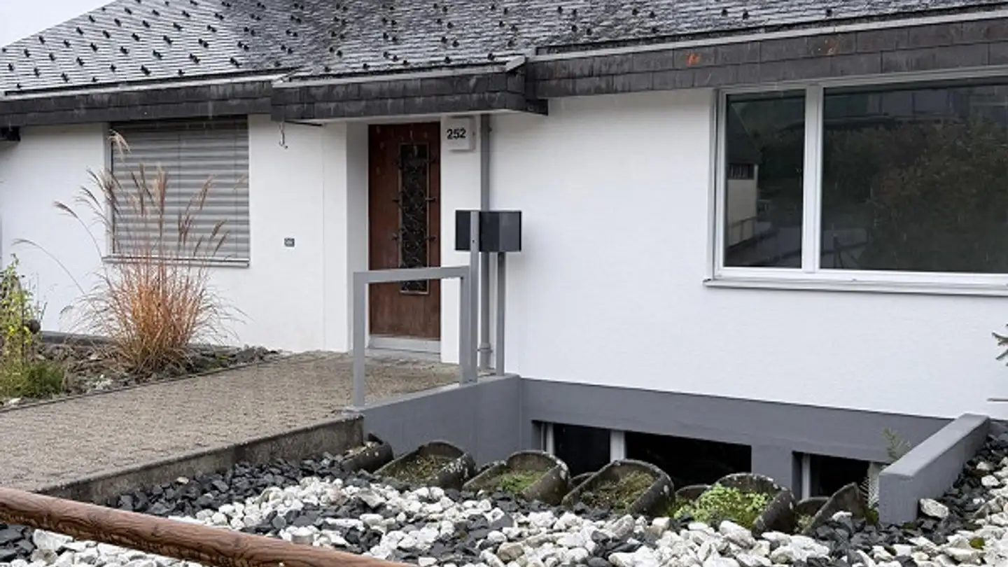 Stepped house for rent - Bottigenstrasse 252, 3019 Bern