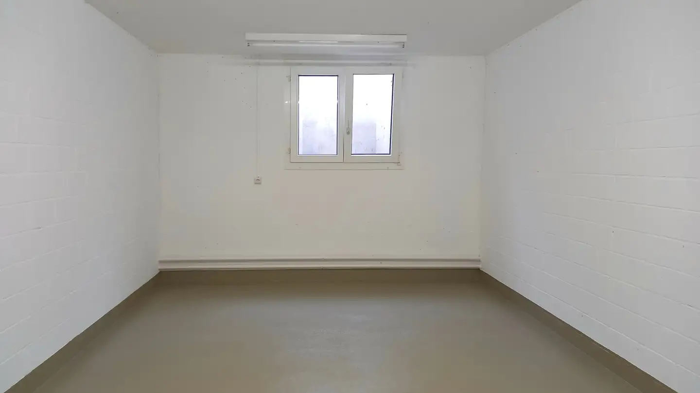 Atelier à louer - Rietweg 25, 8477 Oberstammheim