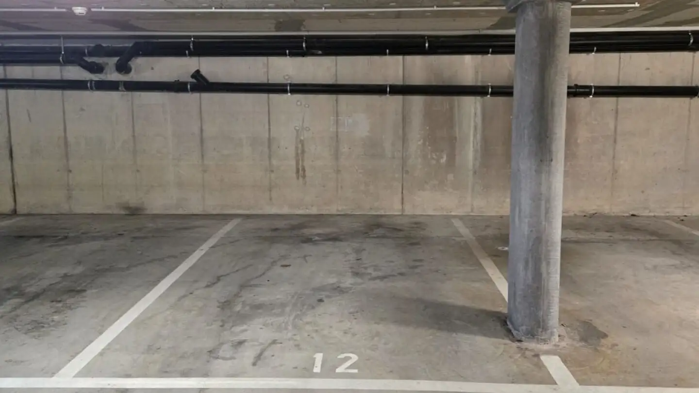 Underground parking space for rent - Viaduc Milavy, 1580 Avenches