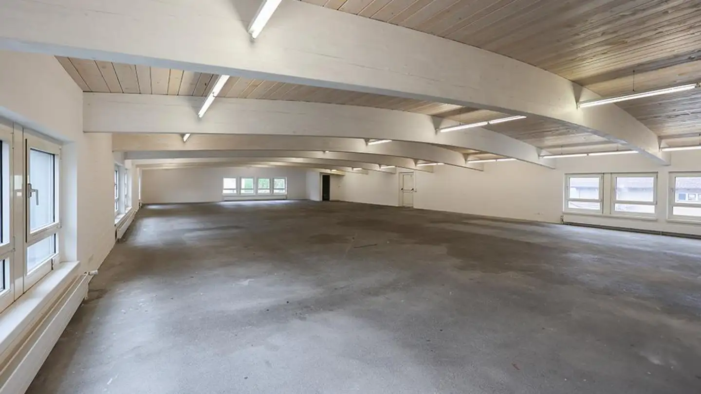 Commerciale in affitto - Luzernerstrasse 10, 5630 Muri AG - Photo 2