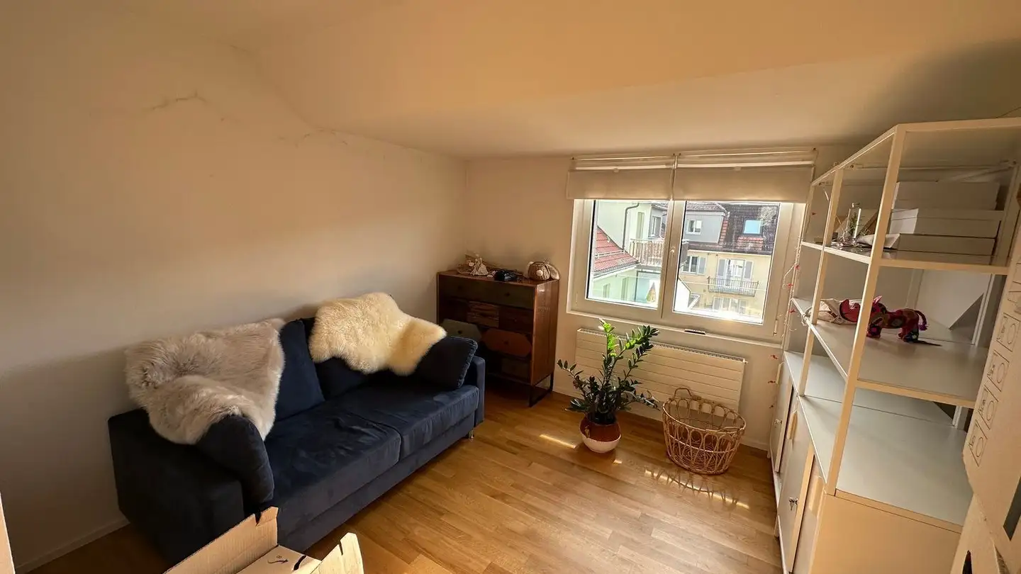 Dachgeschosswohnung mieten - Bürglistrasse 9, 8400 Winterthur - Foto 2