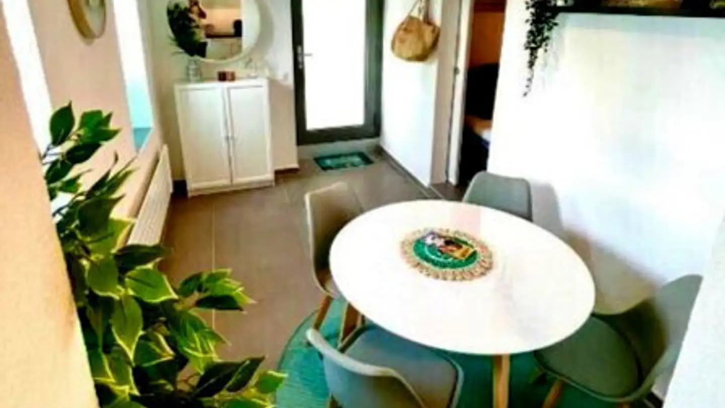 Appartement meublé à louer - 8267 Berlingen