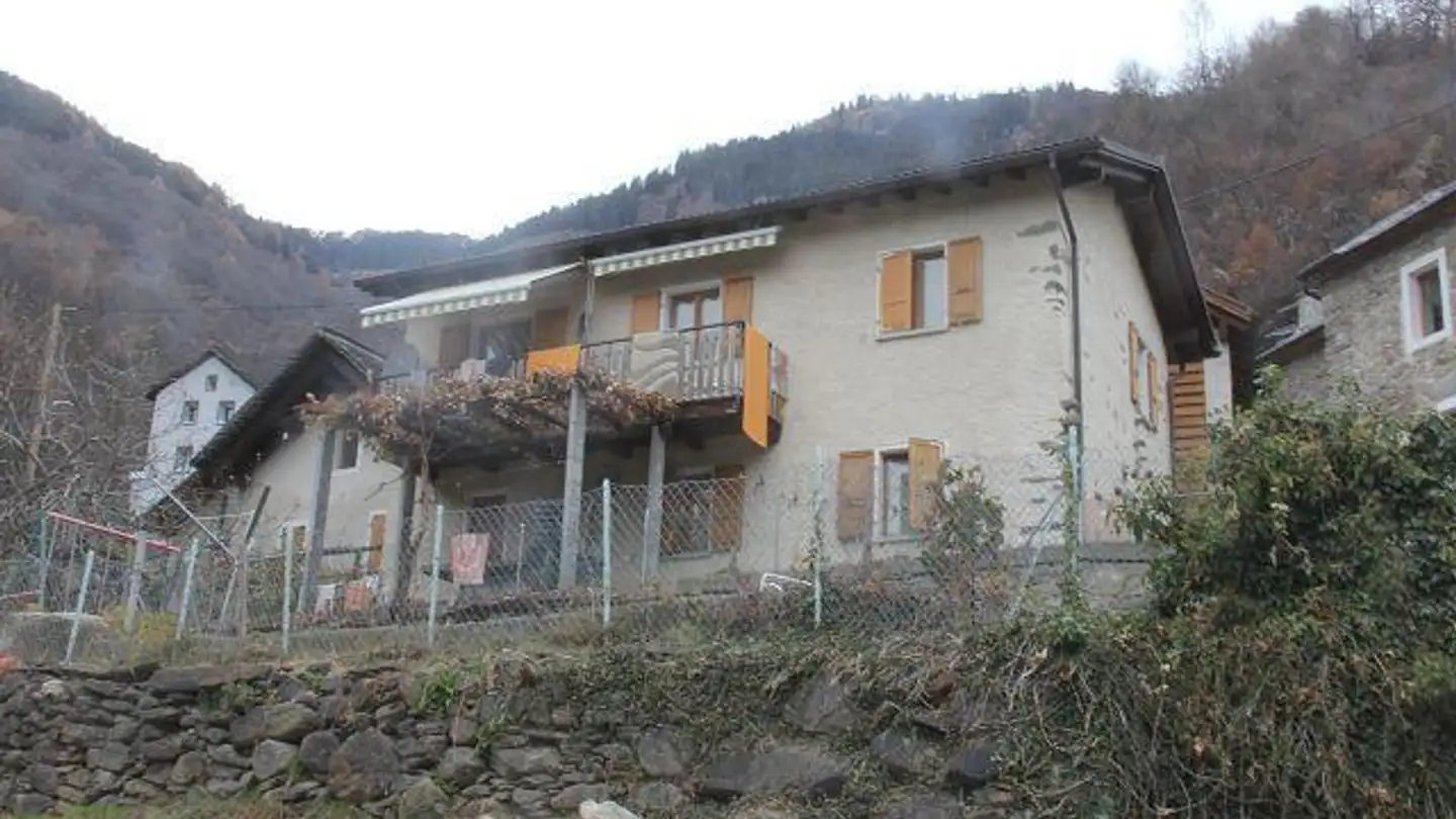 Einfamilienhaus mieten - 6723 Marolta