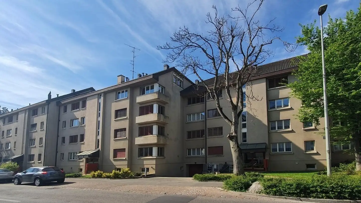 Place de parking souterraine à louer - Binningerstrasse 36a, 4123 Allschwil