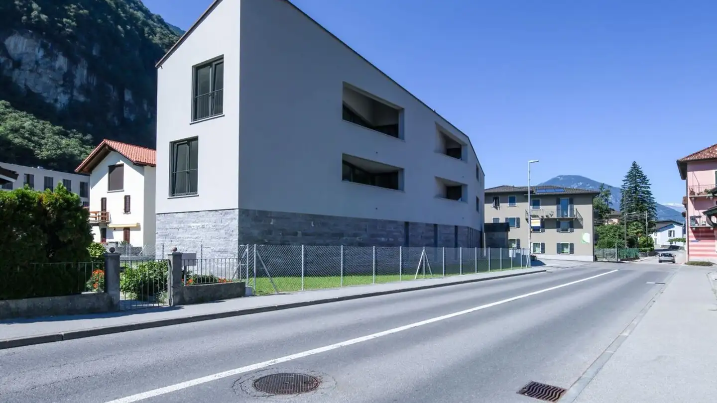 Appartamento in vendita - Via Cantonale 169, 6527 Lodrino