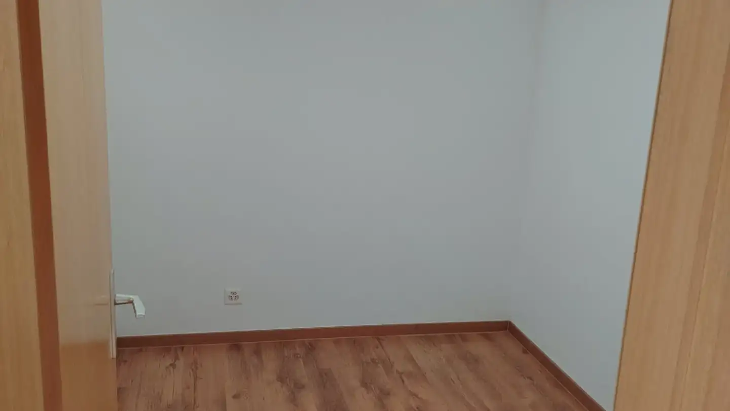 Apartment for rent - Via Lugano, 6988 Ponte Tresa - Photo 3