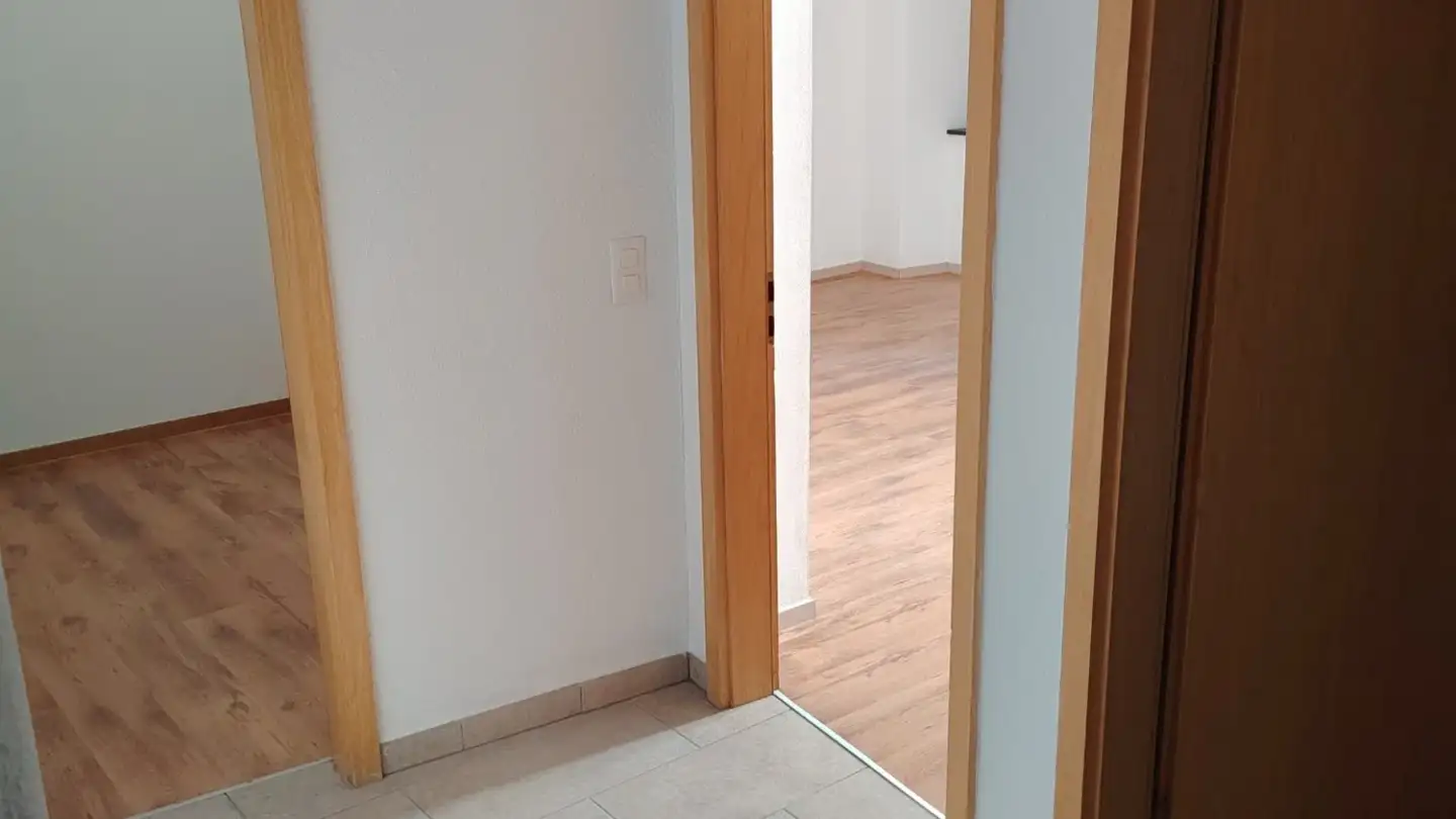 Apartment for rent - Via Lugano, 6988 Ponte Tresa - Photo 4