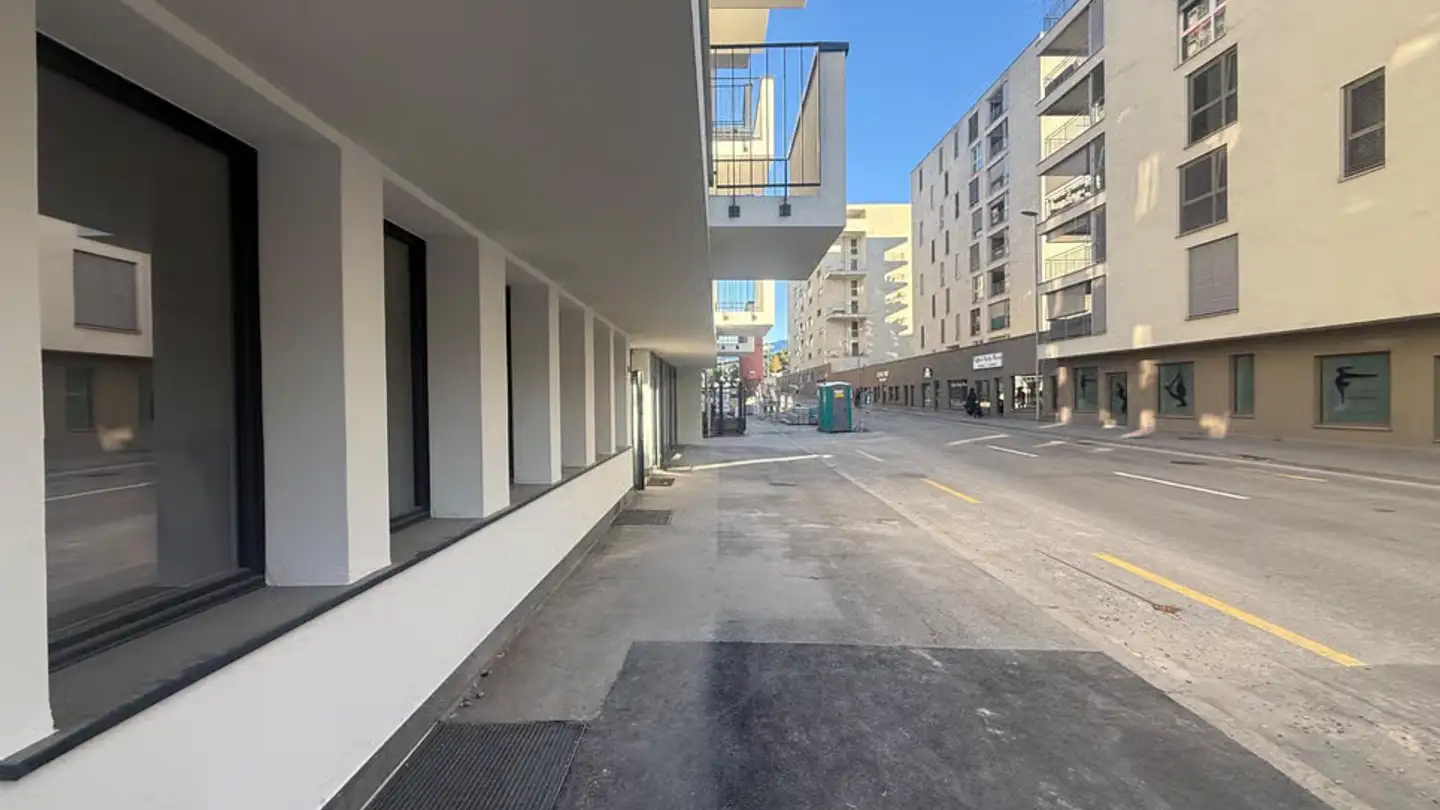 Commercial for rent - Route Wilhelm-Kaiser 1, 1700 Fribourg - Photo 2