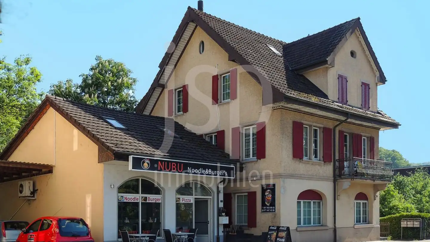 Mixed-use building for sale - Sissacherstrasse 7, 4460 Gelterkinden