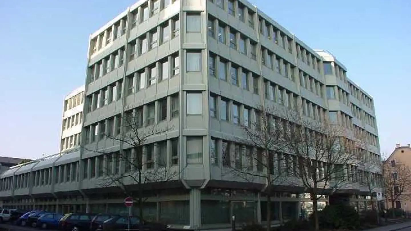 Tiefgaragenstellplatz mieten - Buckhauserstrasse, 8048 Zürich